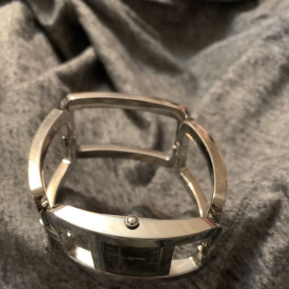 Armani watch - Picture 3 of 5